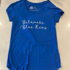 University of Delaware Spirit Shirt- women's size M- very good condition